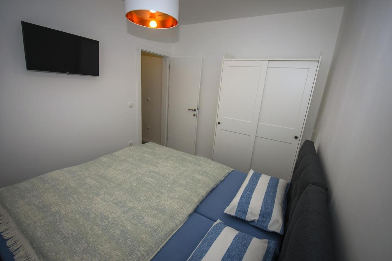 Deluxe 2 Bedroom Apartment With Sea View Baška Voda Exterior foto